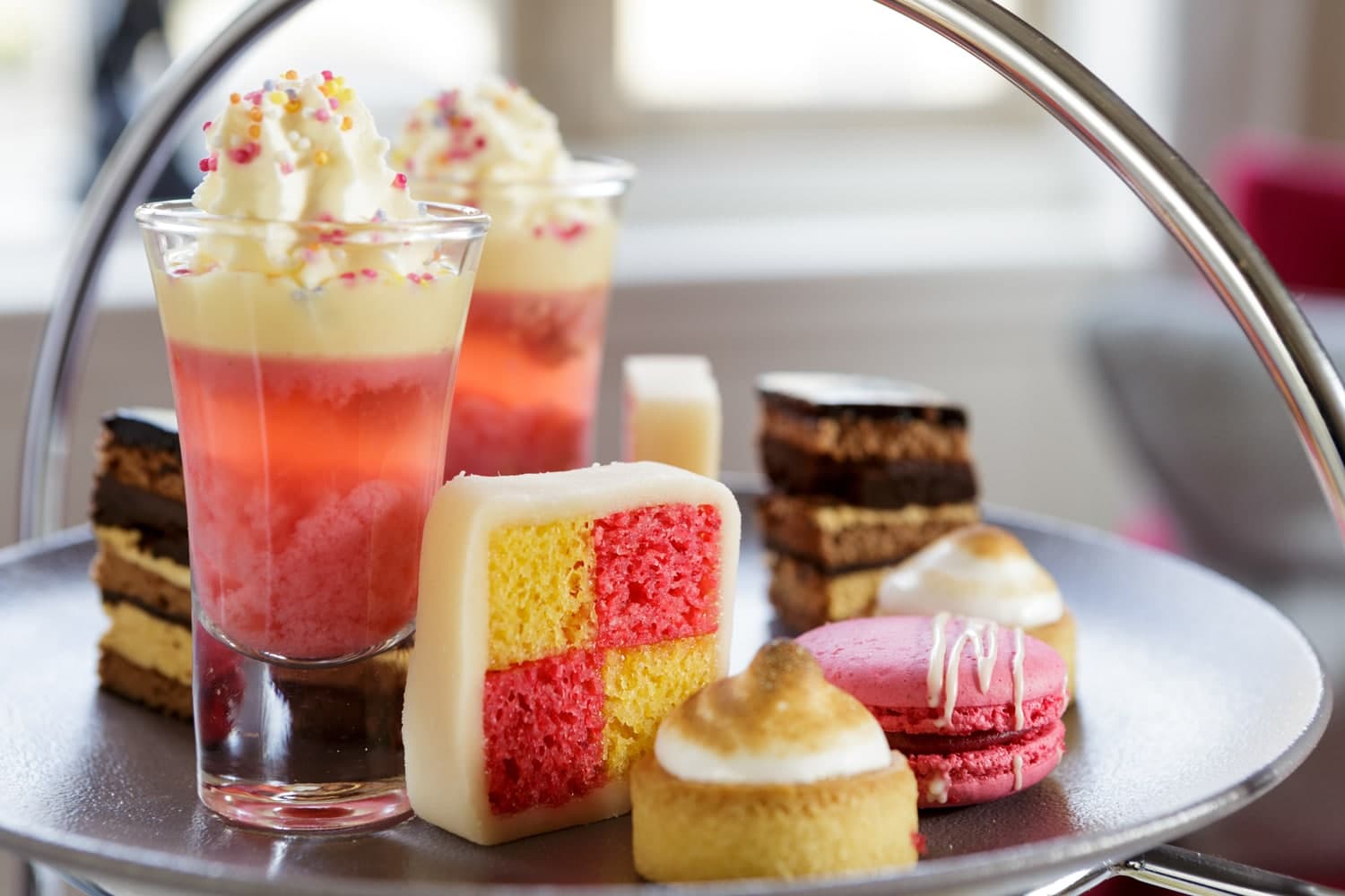 The Slaughters Manor, afternoon tea in Lower Slaughter