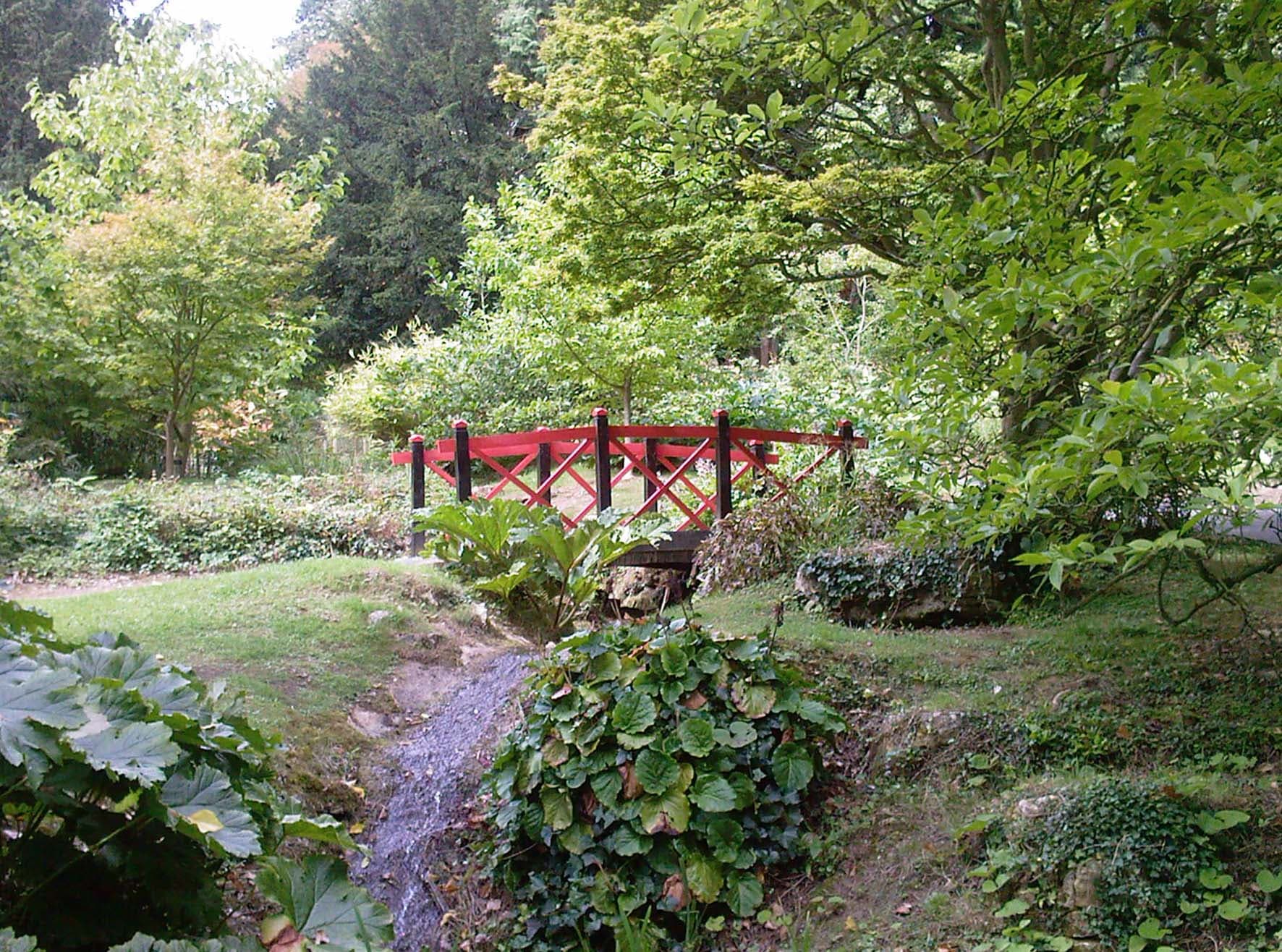 Batsford Arboretum, garden in Moreton-in-Marsh